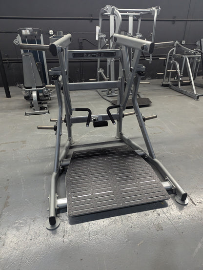 Pro Strength Seated Row - Muscle D Fitness - Commercial Grade - Plate Loaded - Iso-Lateral Training